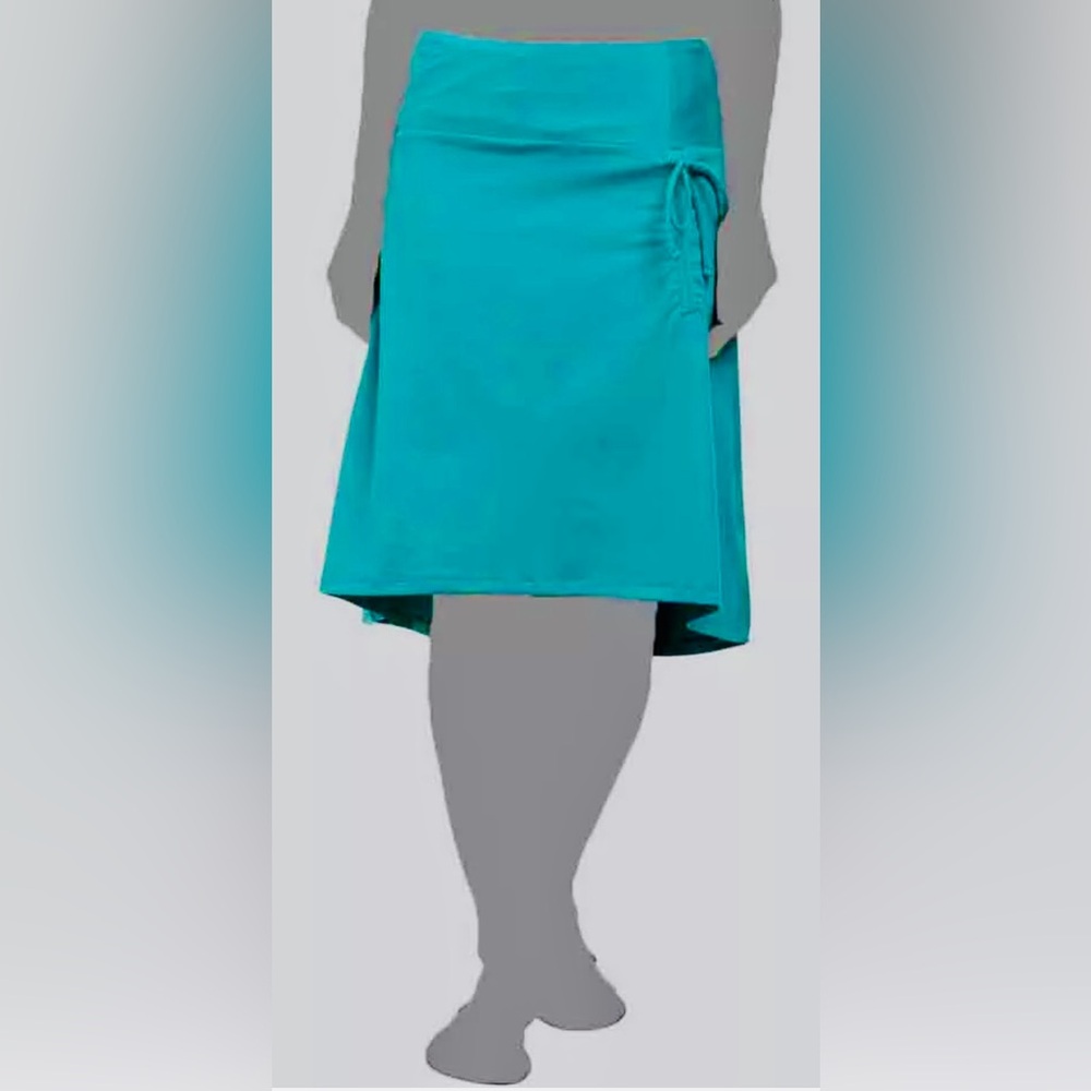 NWT North Face Cypress skirt size M teal blue ruched activewear outdoor comfy